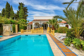 Villa La Font with pool and bbq